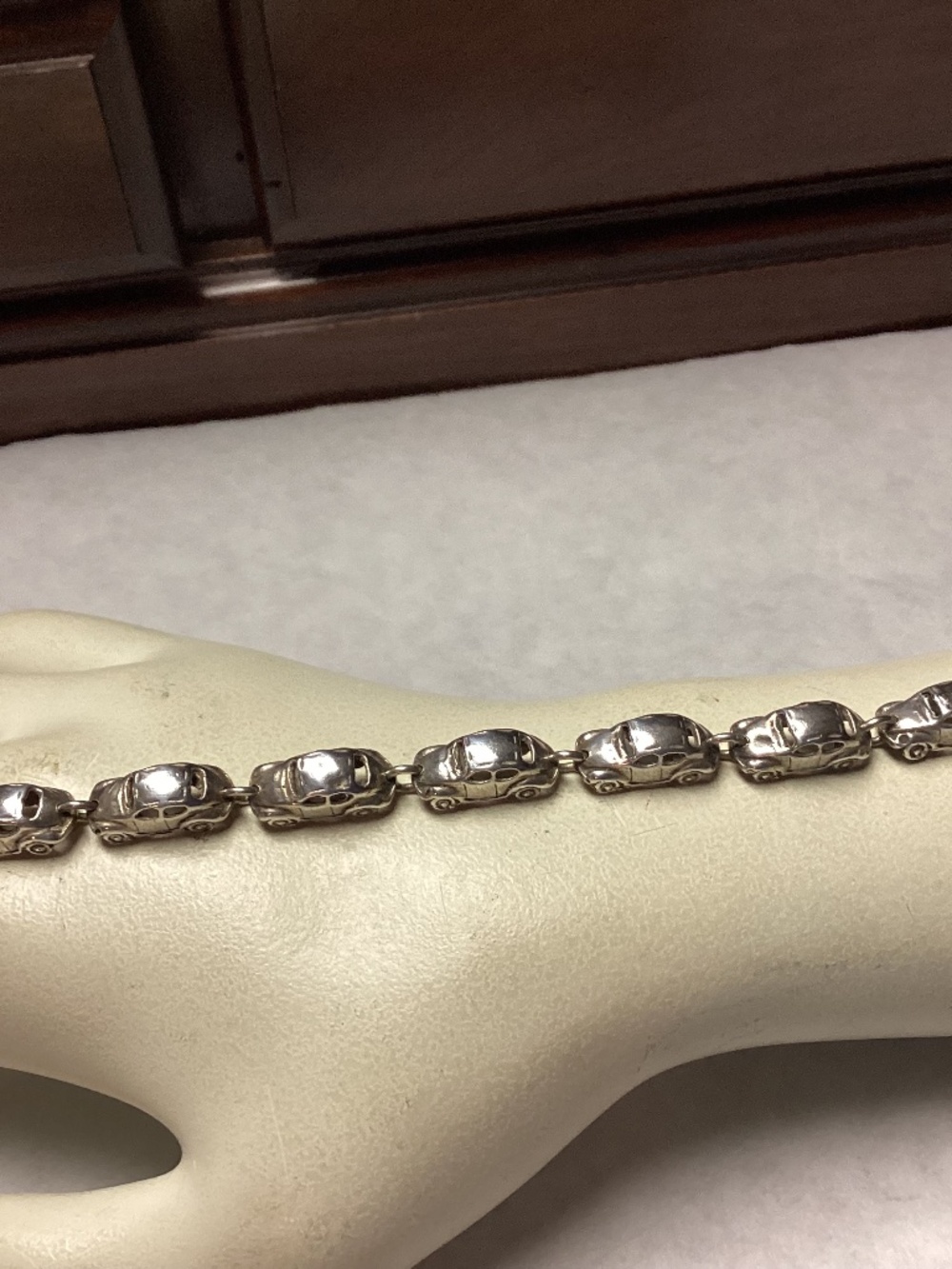 VOLKSWAGON STERLING BRACELET. RAREST EVER. MUST SEE ME ❣️❣️❣️❣️❣️❣️